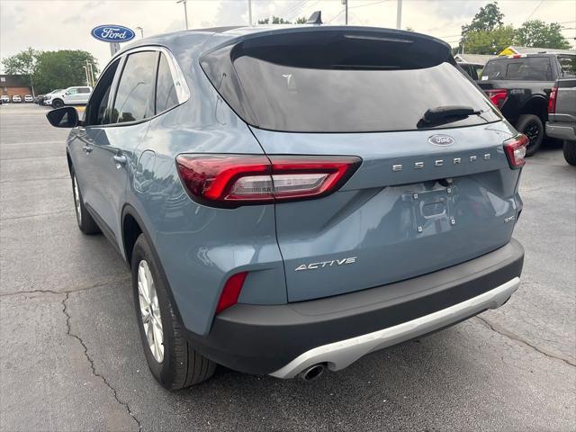 used 2023 Ford Escape car, priced at $25,839