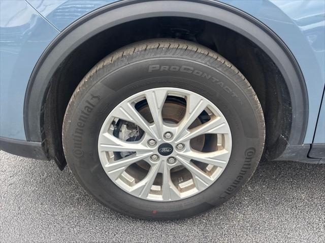 used 2023 Ford Escape car, priced at $25,839