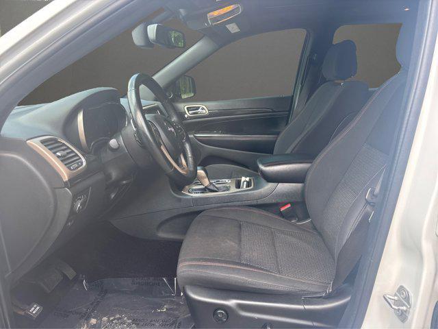 used 2016 Jeep Grand Cherokee car, priced at $15,500