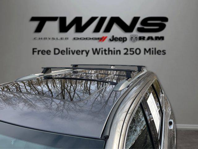 used 2017 Jeep Grand Cherokee car, priced at $15,100