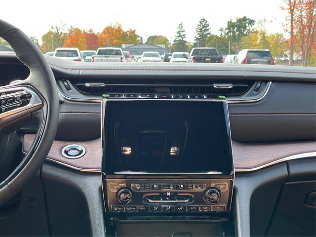 new 2025 Jeep Grand Cherokee car, priced at $53,479