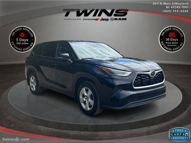 used 2021 Toyota Highlander car, priced at $23,600