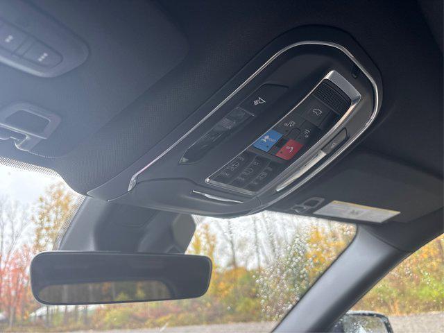 new 2025 Jeep Grand Cherokee car, priced at $40,497