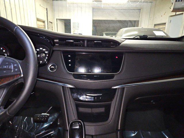 used 2021 Cadillac XT5 car, priced at $24,800