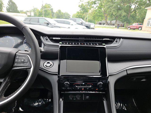 new 2024 Jeep Grand Cherokee car, priced at $35,646