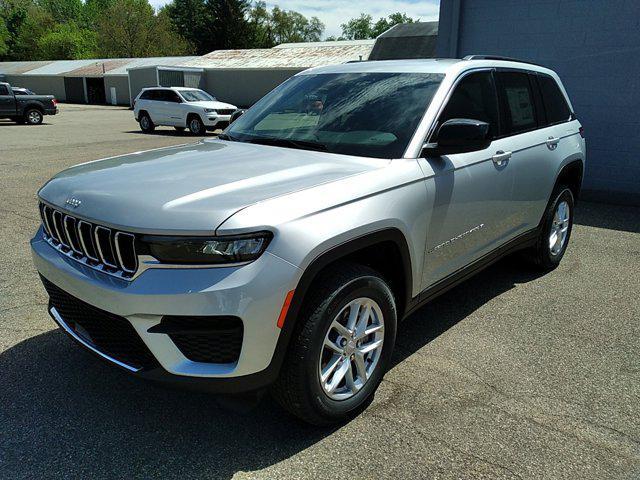 new 2024 Jeep Grand Cherokee car, priced at $43,175