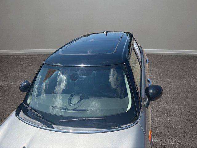 used 2017 MINI Hardtop car, priced at $10,000