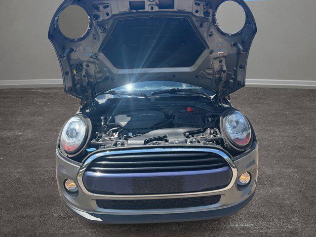 used 2017 MINI Hardtop car, priced at $10,000