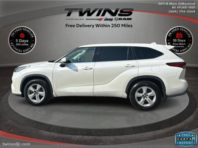used 2020 Toyota Highlander car, priced at $21,900