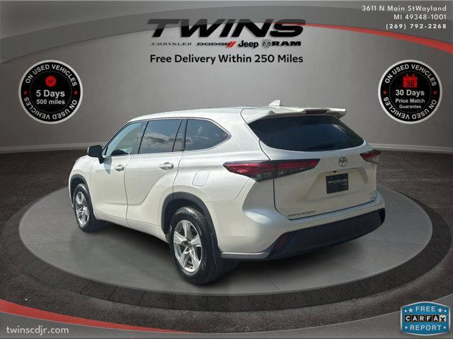 used 2020 Toyota Highlander car, priced at $21,900