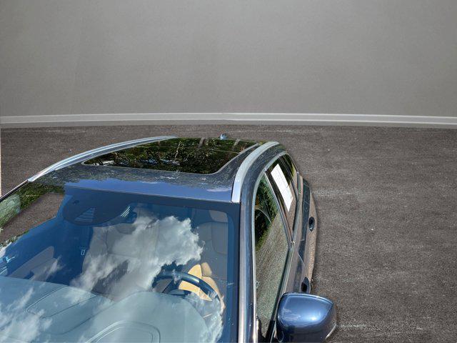 used 2020 Volvo XC60 car, priced at $21,200