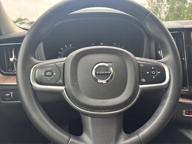 used 2022 Volvo XC60 car, priced at $23,000