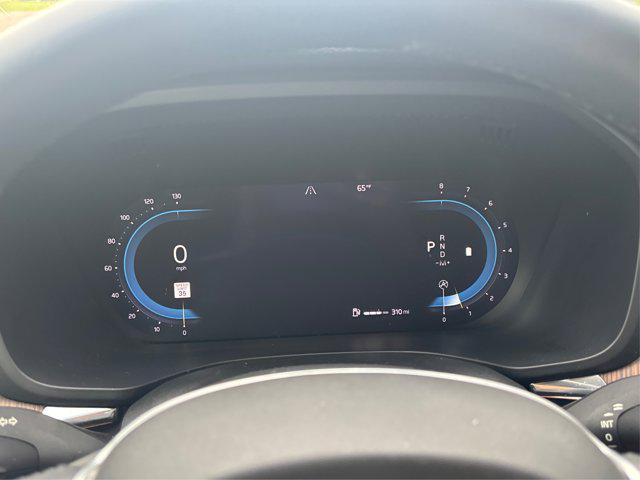 used 2022 Volvo XC60 car, priced at $23,000