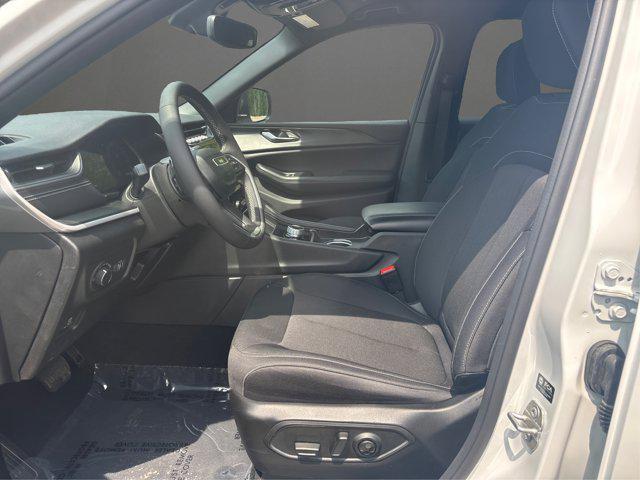 used 2024 Jeep Grand Cherokee car, priced at $27,800