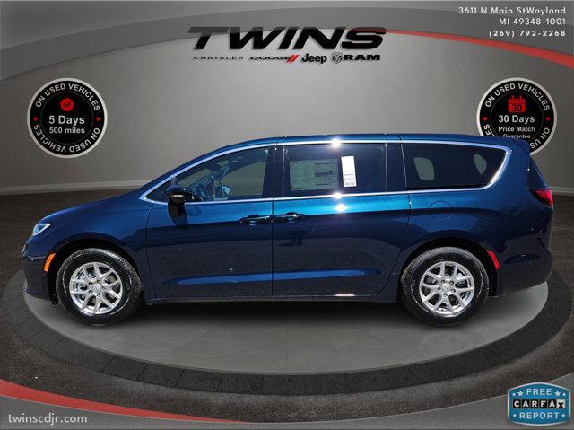 new 2025 Chrysler Pacifica car, priced at $41,180