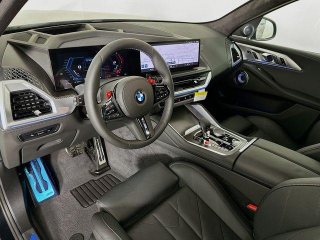 new 2025 BMW XM car, priced at $166,300