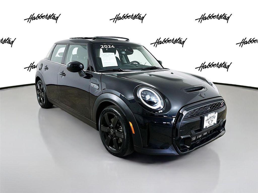 used 2024 MINI Hardtop car, priced at $29,250