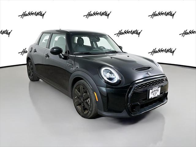 used 2024 MINI Hardtop car, priced at $30,000