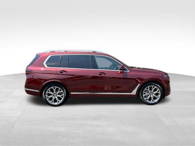 new 2025 BMW X7 car, priced at $90,470