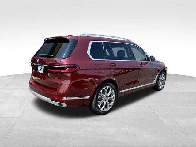 new 2025 BMW X7 car, priced at $90,470