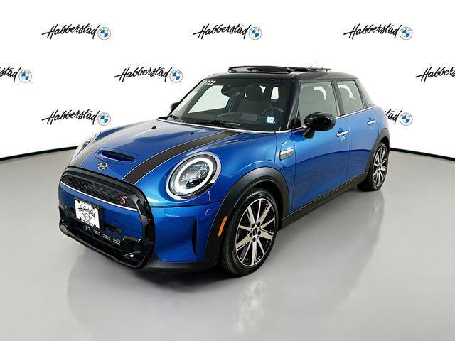 used 2022 MINI Hardtop car, priced at $27,995