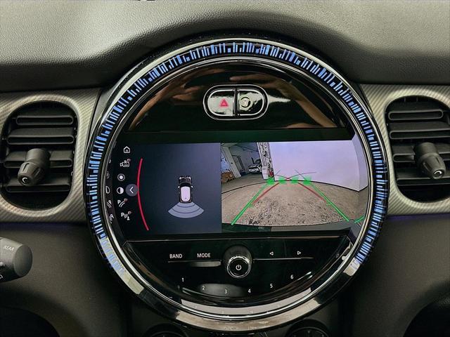 used 2022 MINI Hardtop car, priced at $30,000