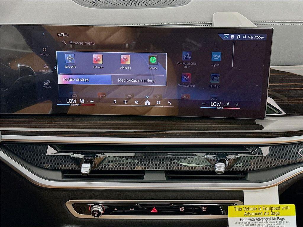 new 2026 BMW X7 car, priced at $97,125