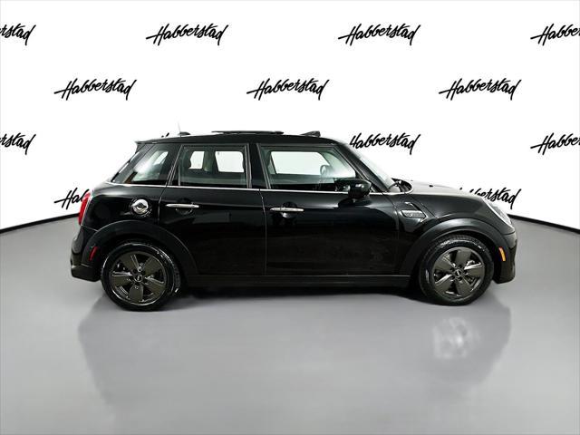 used 2022 MINI Hardtop car, priced at $25,500