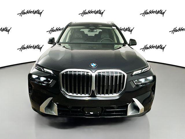 new 2025 BMW X7 car