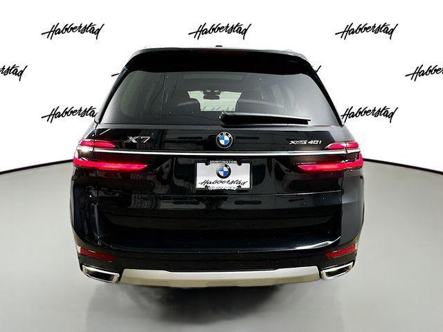 new 2025 BMW X7 car