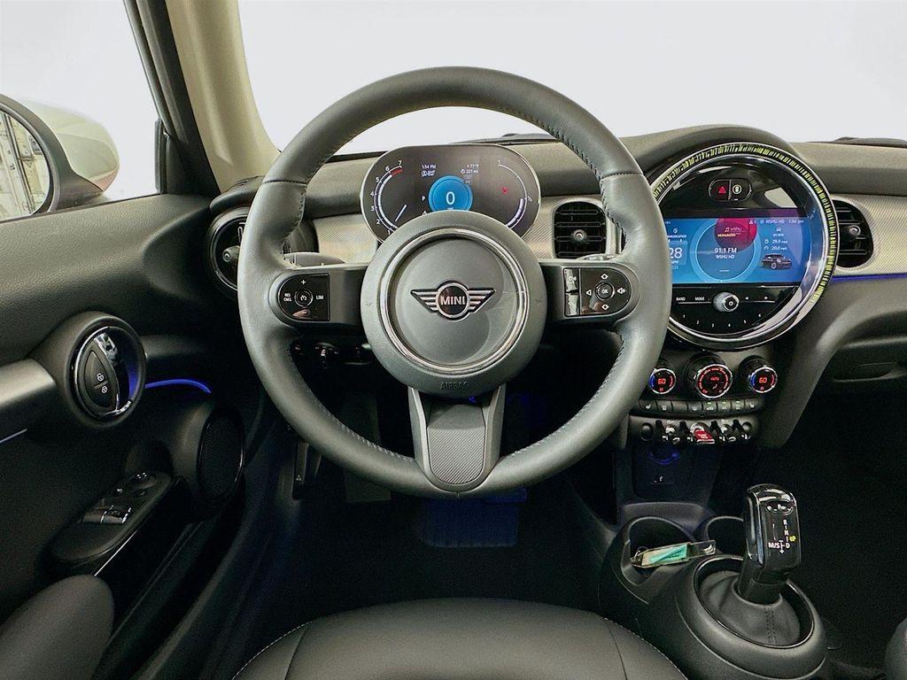used 2023 MINI Hardtop car, priced at $22,250