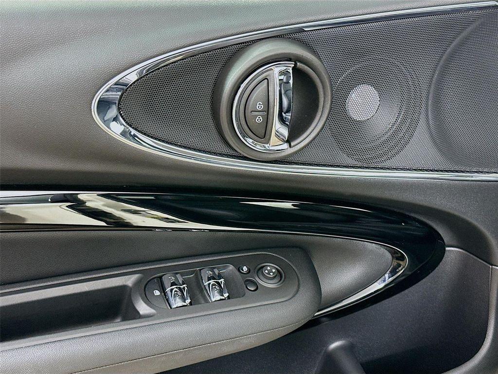 used 2023 MINI Clubman car, priced at $29,000