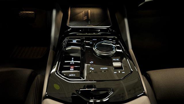 new 2024 BMW 530 car, priced at $62,715
