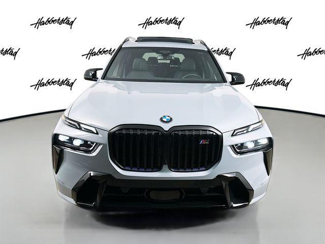 new 2025 BMW X7 car