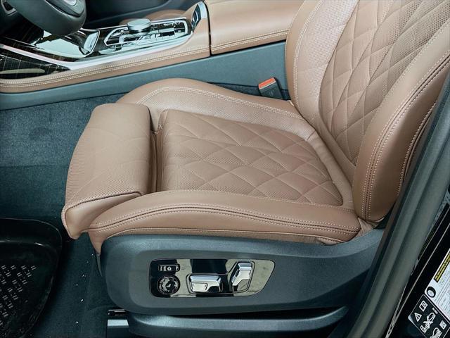 new 2026 BMW X7 car, priced at $92,440
