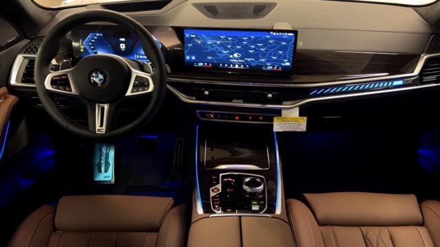 new 2025 BMW X7 car, priced at $116,520