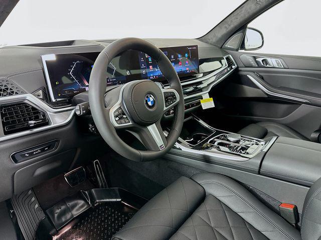 new 2026 BMW X7 car, priced at $93,675
