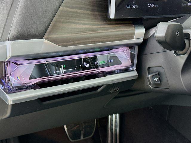 new 2025 BMW i7 car, priced at $127,725