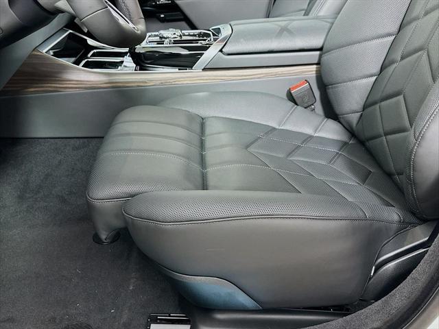 new 2025 BMW i7 car, priced at $127,725