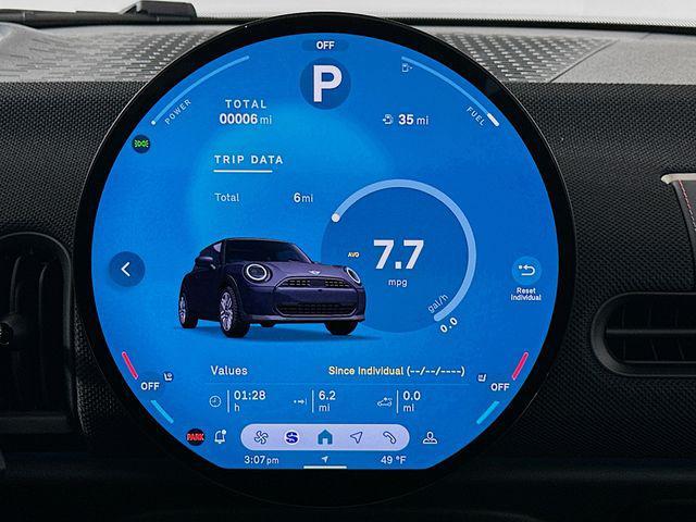 new 2025 MINI Hardtop car, priced at $32,860