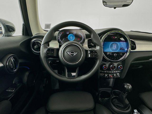 used 2023 MINI Hardtop car, priced at $27,500