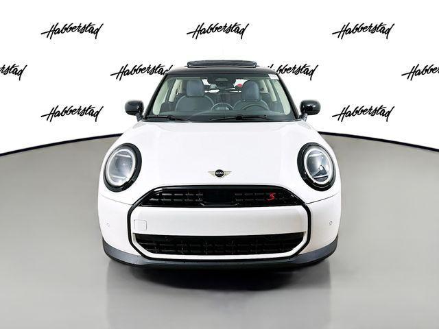 new 2025 MINI Hardtop car, priced at $35,595