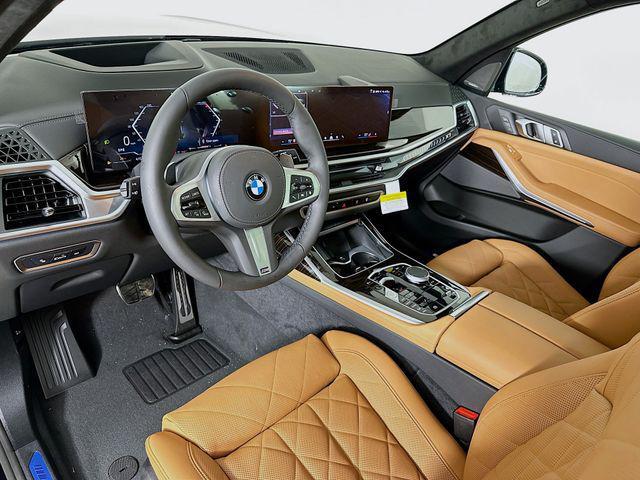 new 2025 BMW X7 car, priced at $92,120