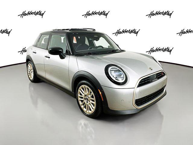 new 2025 MINI Hardtop car, priced at $37,595