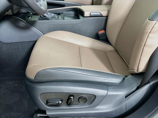 used 2024 Lexus ES 350 car, priced at $39,612