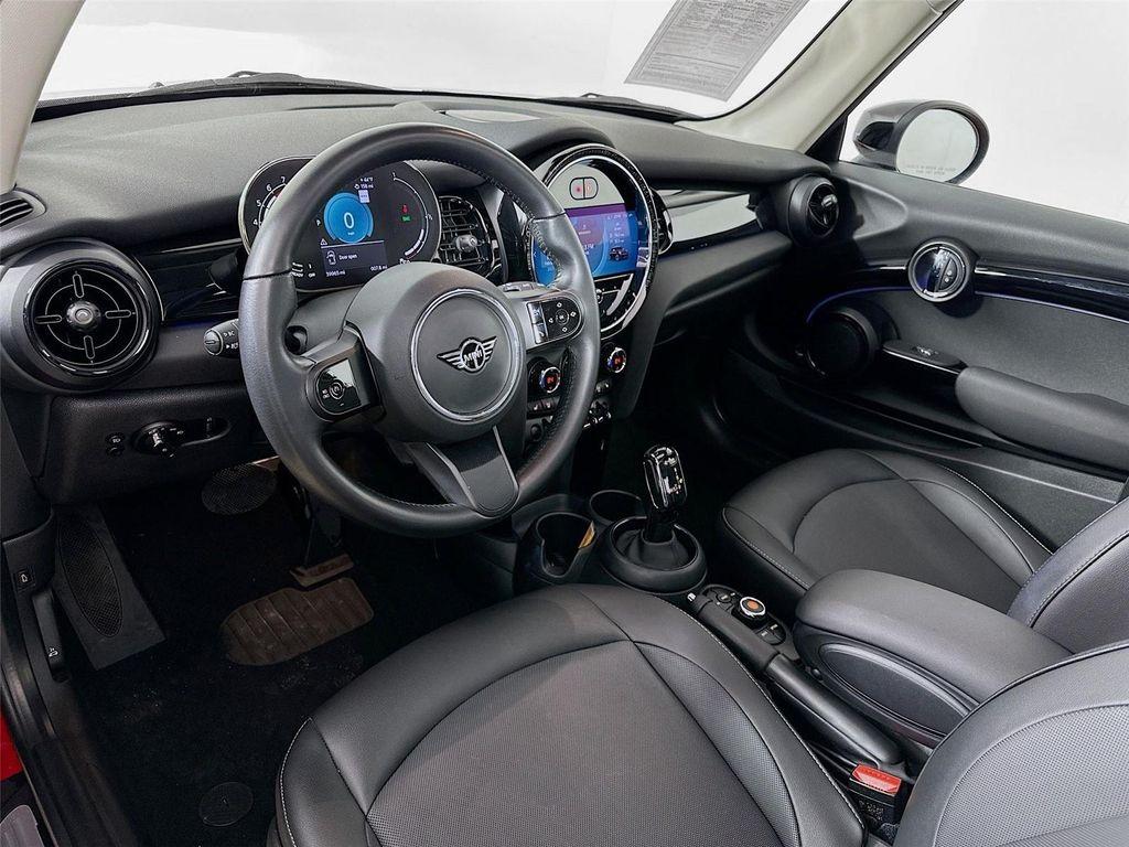 used 2022 MINI Hardtop car, priced at $19,999