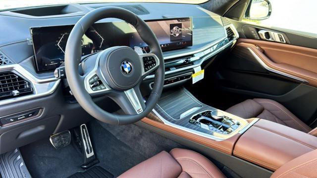 new 2025 BMW X7 car, priced at $90,270