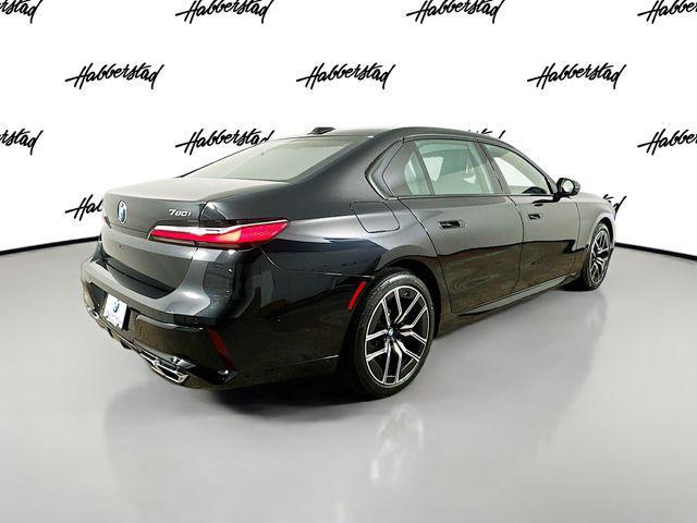 new 2025 BMW 760 car, priced at $127,675