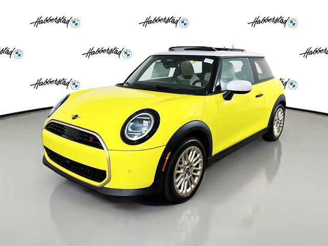 new 2025 MINI Hardtop car, priced at $36,980