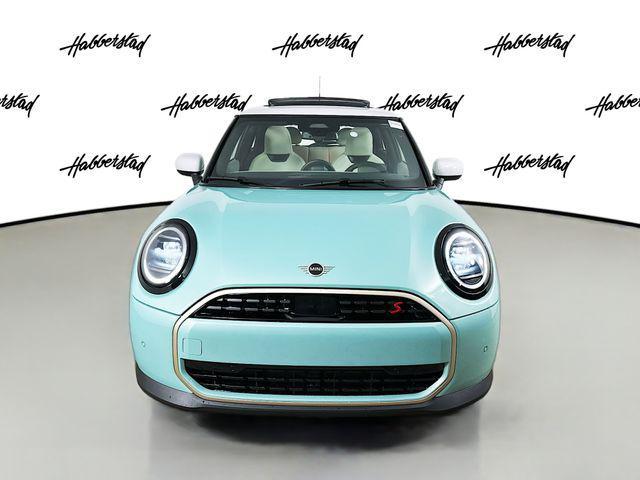 new 2025 MINI Hardtop car, priced at $37,495